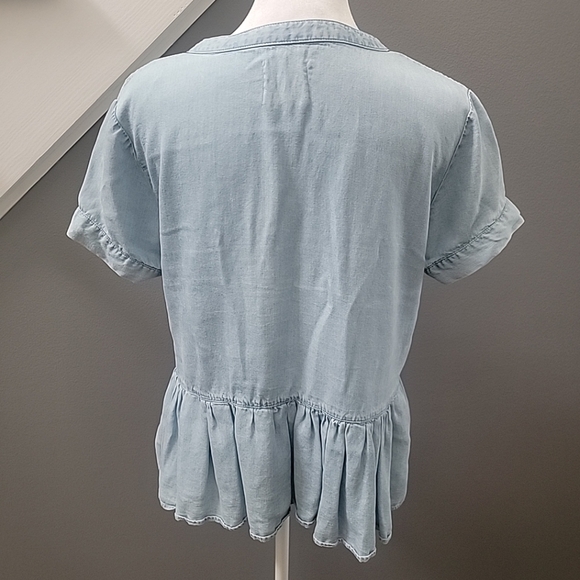 Harper Heritage Anthropologie 100% Tencel Med Chambray Stone Wash Top Blouse - Picture 3 of 5